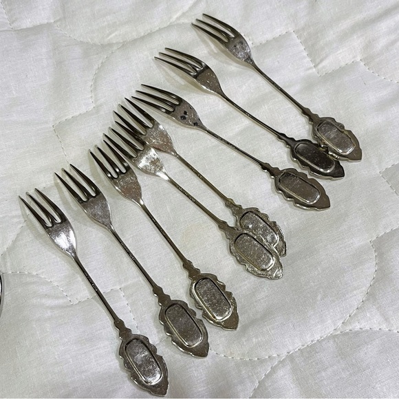 🟡Vintage Floral Set of Spoons & Forks - Picture 12 of 17